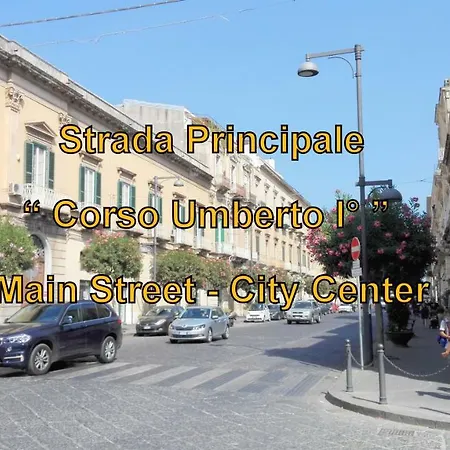 Apartment Casa Corso Umberto I, Historic Main Street *