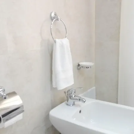 Casa Corso Umberto I, Historic Main Street * Сиракузы