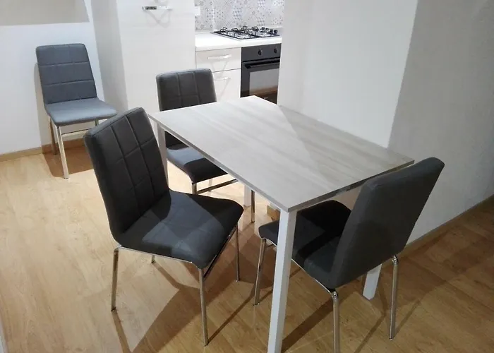 Casa Corso Umberto I, Historic Main Street Szirakúza