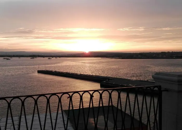 Casa Corso Umberto I, Historic Main Street *