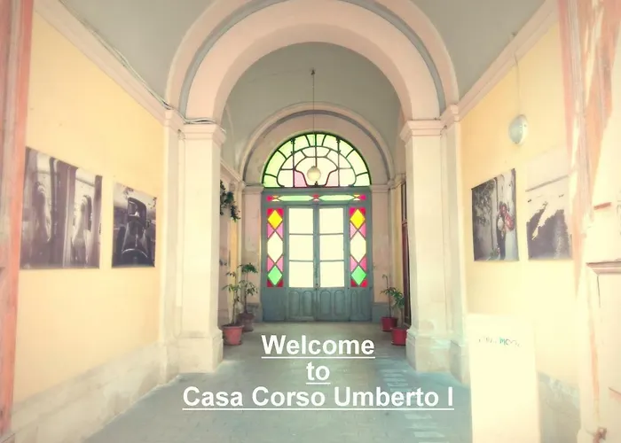 Casa Corso Umberto I, Historic Main Street